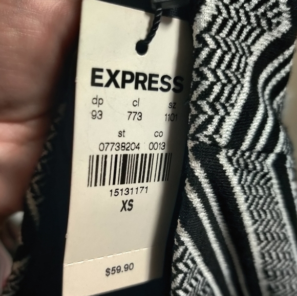 🆕 Express Black & White geometric zig-zag Striped midi skirt with pockets_XS - Picture 8 of 13